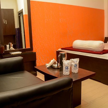 Hotel Galaxy International Koch Bihār Extérieur photo
